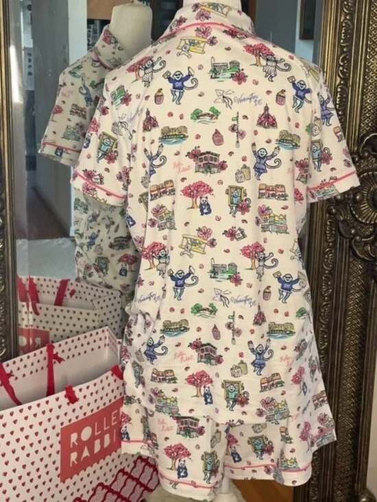 LIMITED EDITION Roller Rabbit GEORGETOWN MONKEY POLO PAJAMAS NWT SMALL OR MEDIUM - Picture 2 of 13